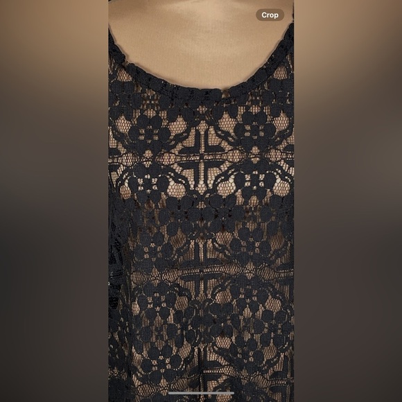 Abercrombie & Fitch A&F ANGELA LACE TEE - Picture 5 of 9